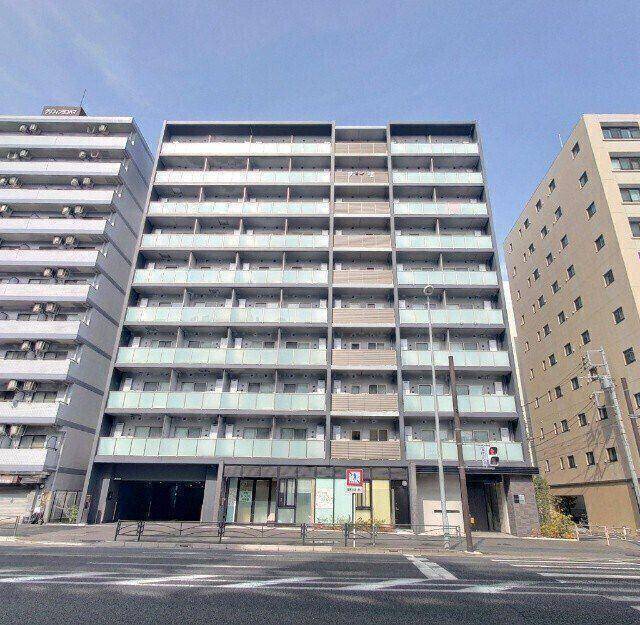 建物外観　オートロック完備