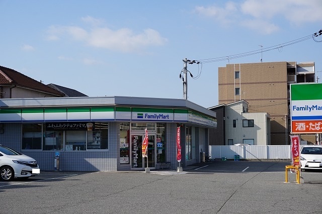 その他　ファミリーマート明石魚住店（その他）まで600m