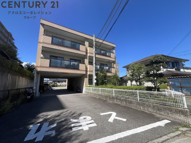 建物外観　敷地内駐輪場あり！