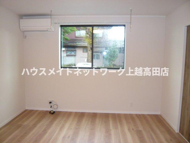 ArtemisBの居間写真