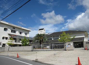 中学校　明石市立大久保北中学校（中学校）まで1138m