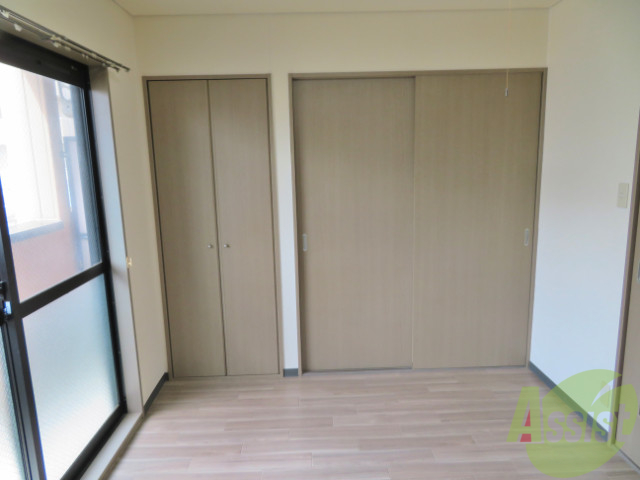 収納　収納もたくさんあるみたいなので、お洋服たくさん入るね。