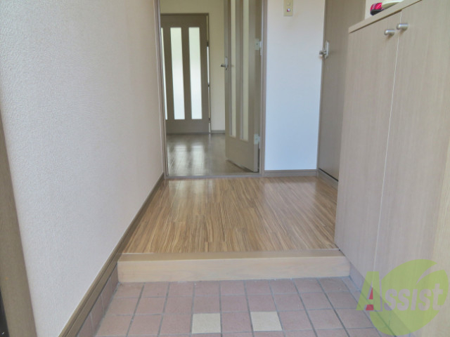 玄関　玄関がフラットで楽々快適ですね。