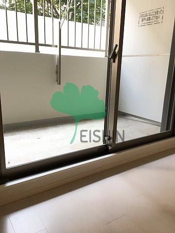 バルコニー　日当たりの良いバルコニーです！