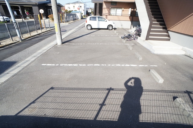 駐車場　敷地内駐車場