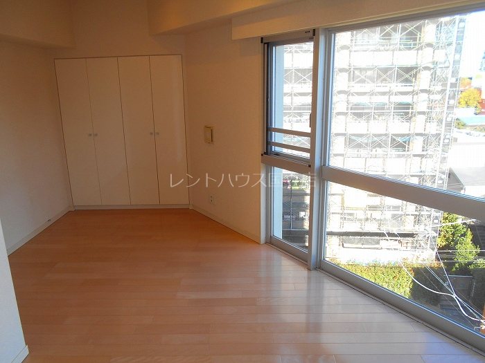 居室・リビング　同物件別部屋参考写真です