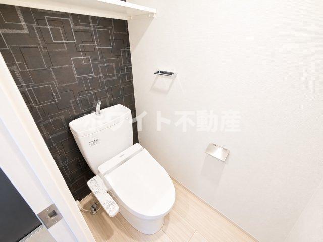 地下鉄谷町線 谷町六丁目駅 徒歩1分 10階建 築9年のトイレ写真