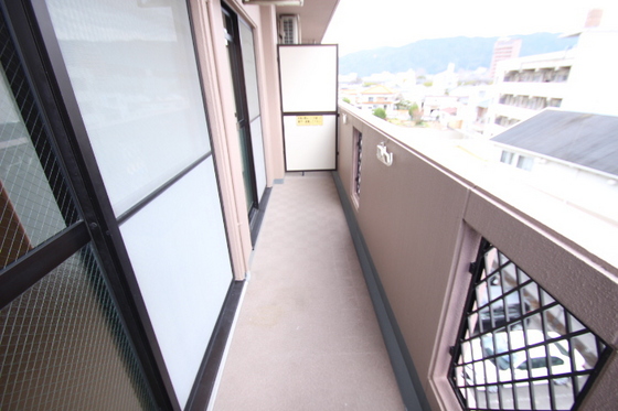 バルコニー　※別部屋の写真です