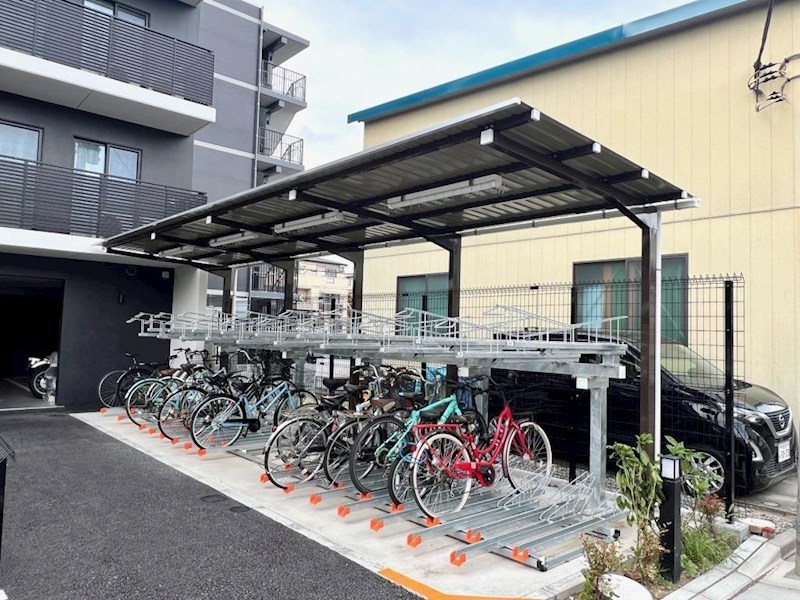 その他共有部分　屋根付きの駐輪場