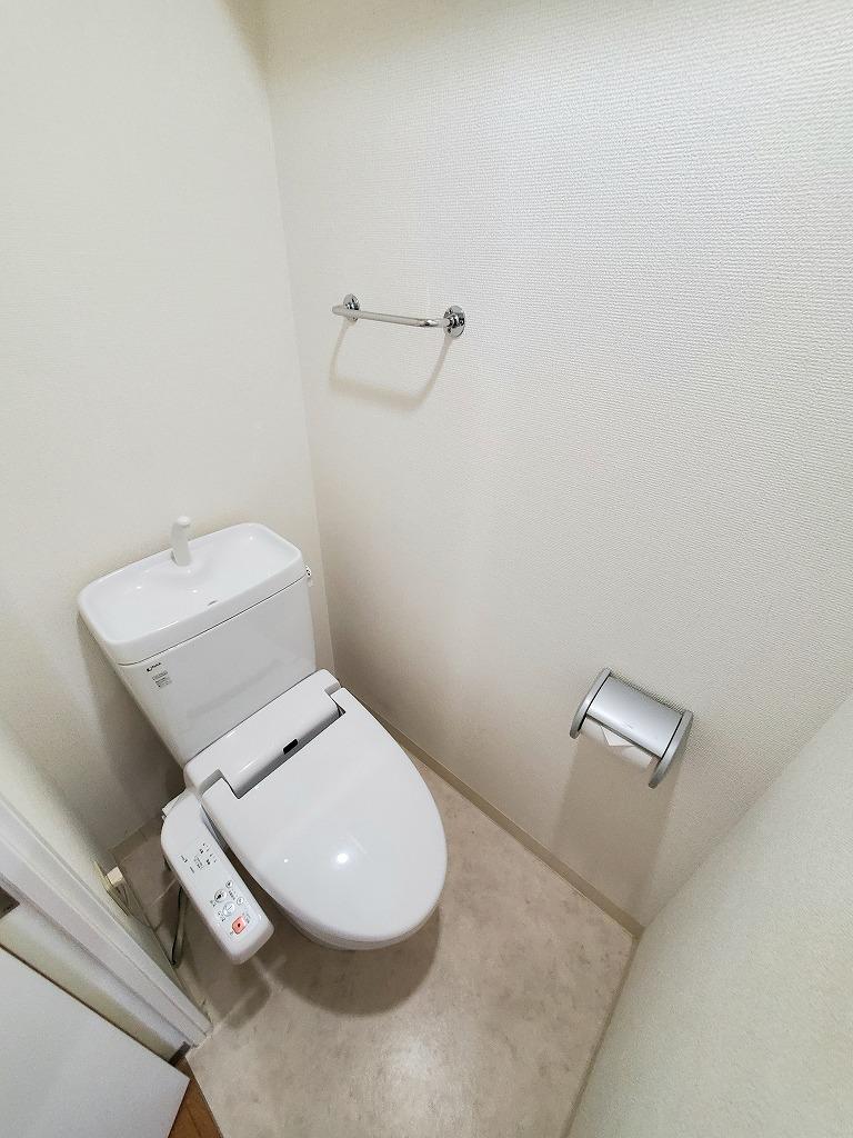 トイレ　トイレもきれいです