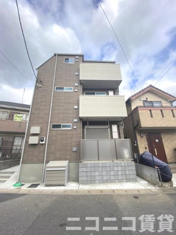 ＪＲ常磐線 北小金駅 徒歩15分 3階建 築1年の外観写真