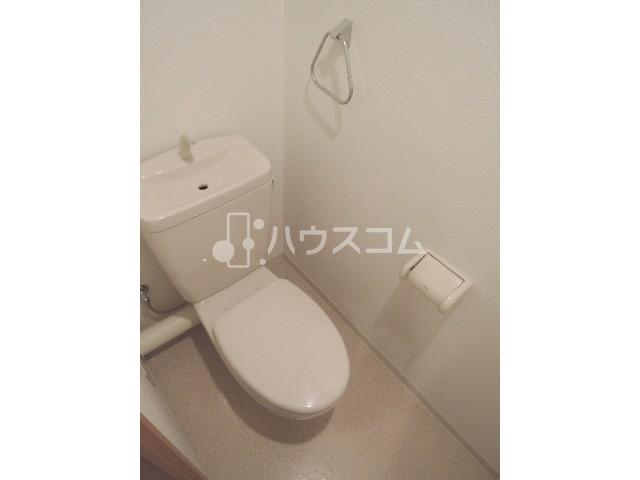 京阪本線 香里園駅 徒歩15分 3階建 築22年のトイレ写真