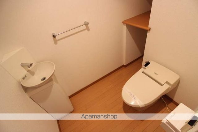 地下鉄箱崎線 呉服町駅 徒歩11分 13階建 築21年のトイレ写真