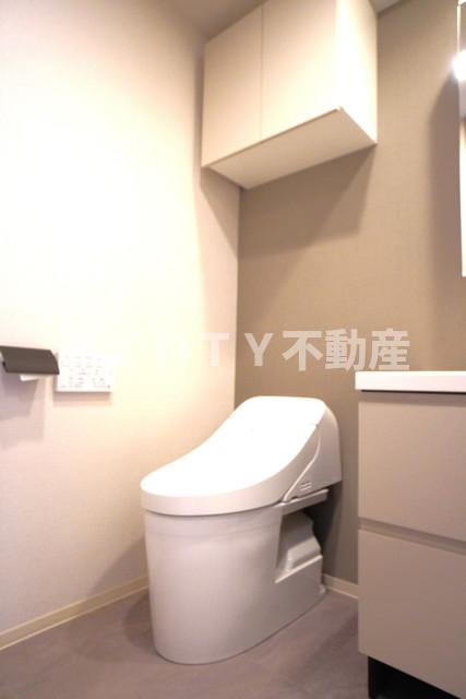 トイレ　落ち着いたトイレです