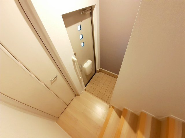玄関　シンプルで使いやすい玄関です