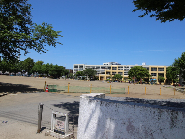 小学校　東石川小（小学校）まで450m