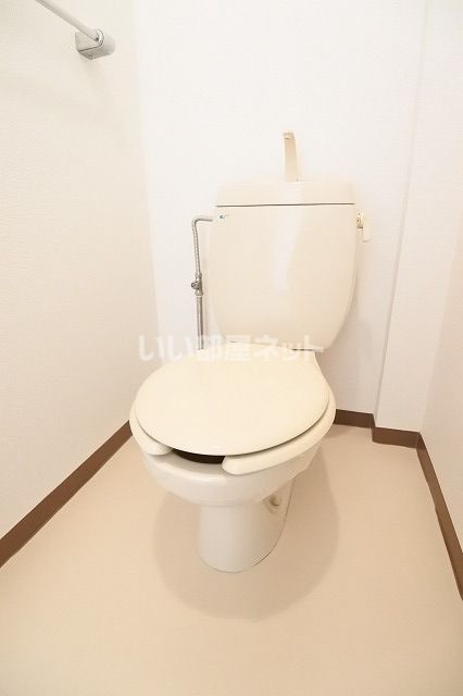 ヴィラージュのトイレ写真