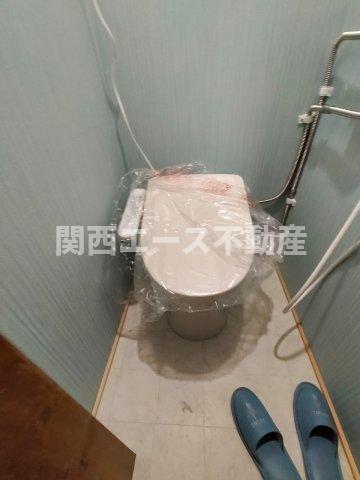 野崎3丁目貸家のトイレ写真