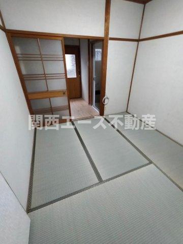 野崎3丁目貸家の内装写真