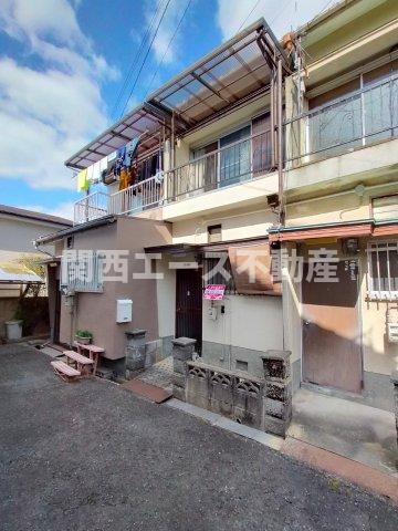 野崎3丁目貸家