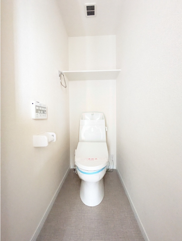トイレ　落ち着いたトイレです