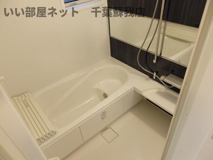 バス・シャワールーム　お風呂で日々の疲れを落としましょう