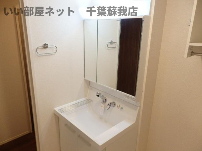 洗面設備　忙しい朝には欠かせない洗面所です