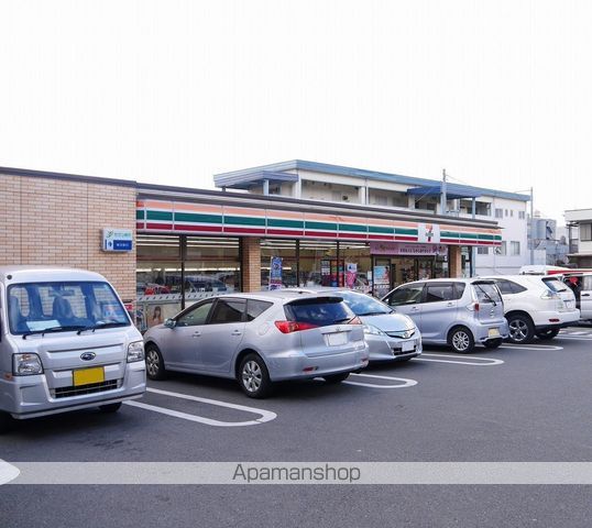 コンビニ　セブン－イレブン横浜川和町店（コンビニ）まで568m