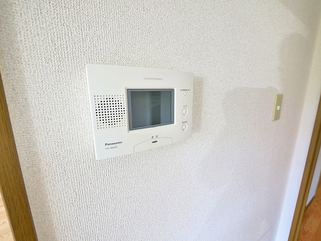 セキュリティ　モニター付きインターホン