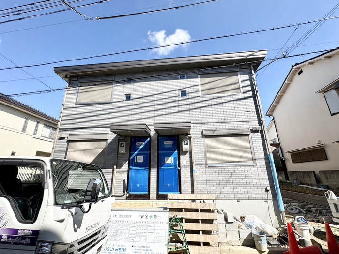 建物外観　建築中