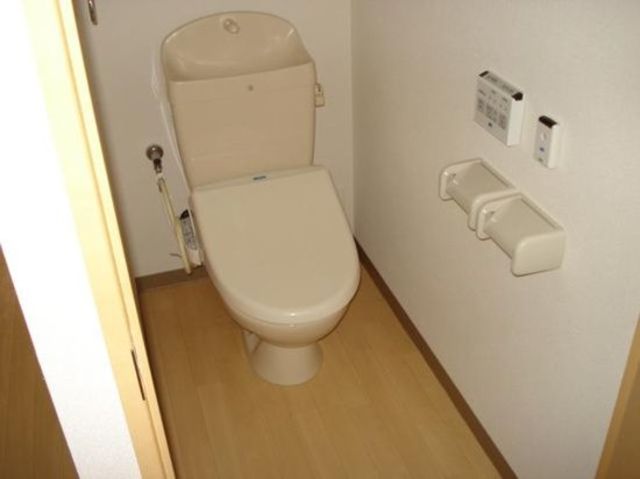 コンフォール日吉のトイレ写真