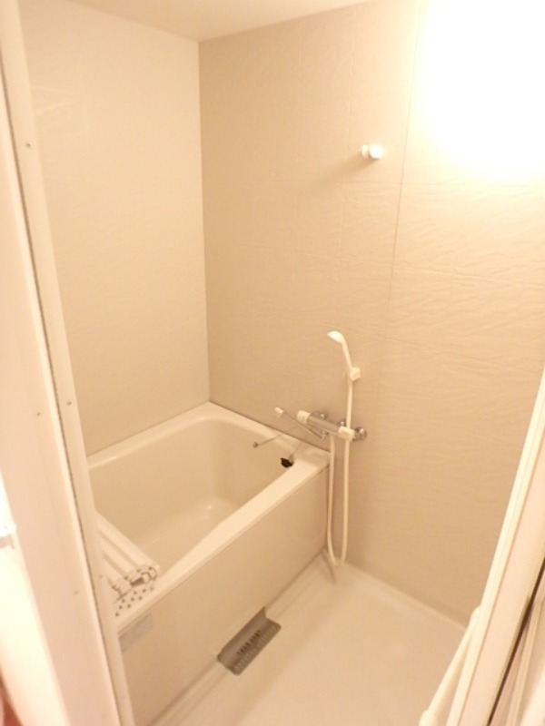 バス・シャワールーム　図面と現状に相違がある場合には現状を優先