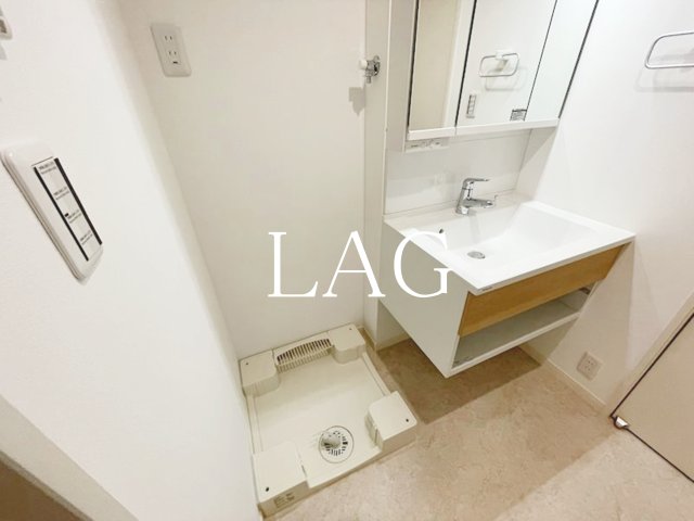 洗面設備　洗面台です。