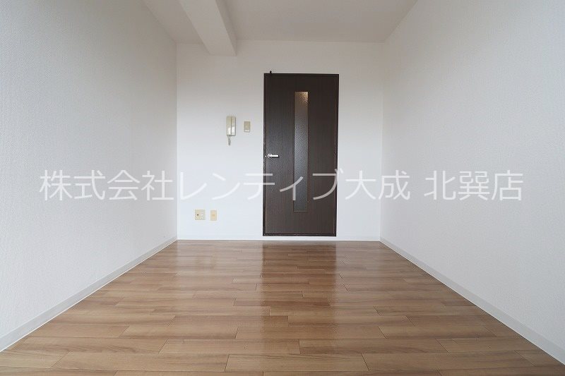 ゴットフィールド今里の居間写真
