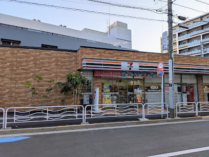 コンビニ　セブンイレブン 江東深川2丁目店（コンビニ）まで157m