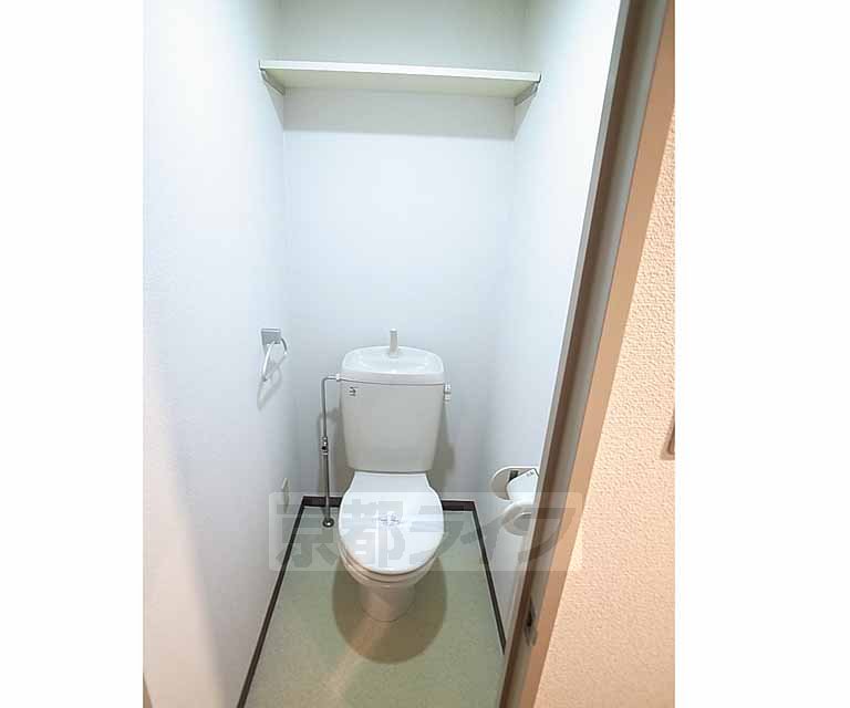 地下鉄烏丸線 四条駅 徒歩5分 10階建 築26年のトイレ写真