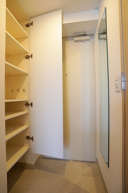 玄関　玄関※別部屋参考写真