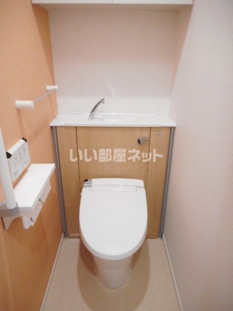 モア コンフォートのトイレ写真