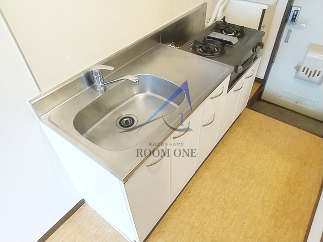 東急田園都市線 桜新町駅 徒歩5分 2階建 築35年のキッチン写真
