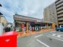 コンビニ　セブンイレブン南仙台駅前店（コンビニ）まで400m