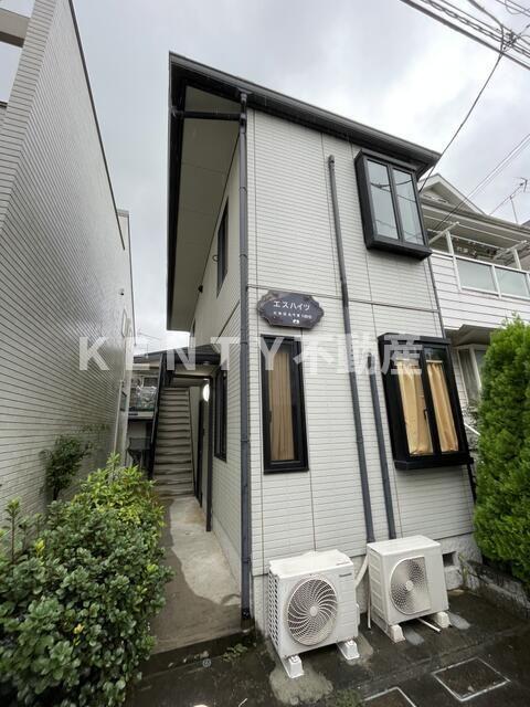 建物外観　外観は落ち着いています