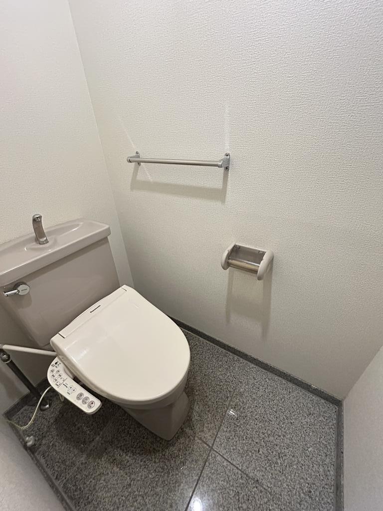 ベルメゾン末広のトイレ写真