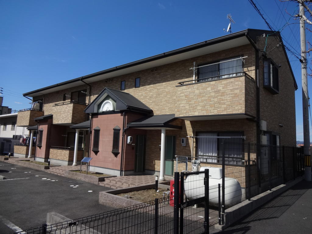 建物外観　外観写真　（オシャレなタイル調 外観）