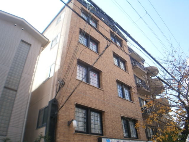 建物外観　欧風調のお洒落な外観です