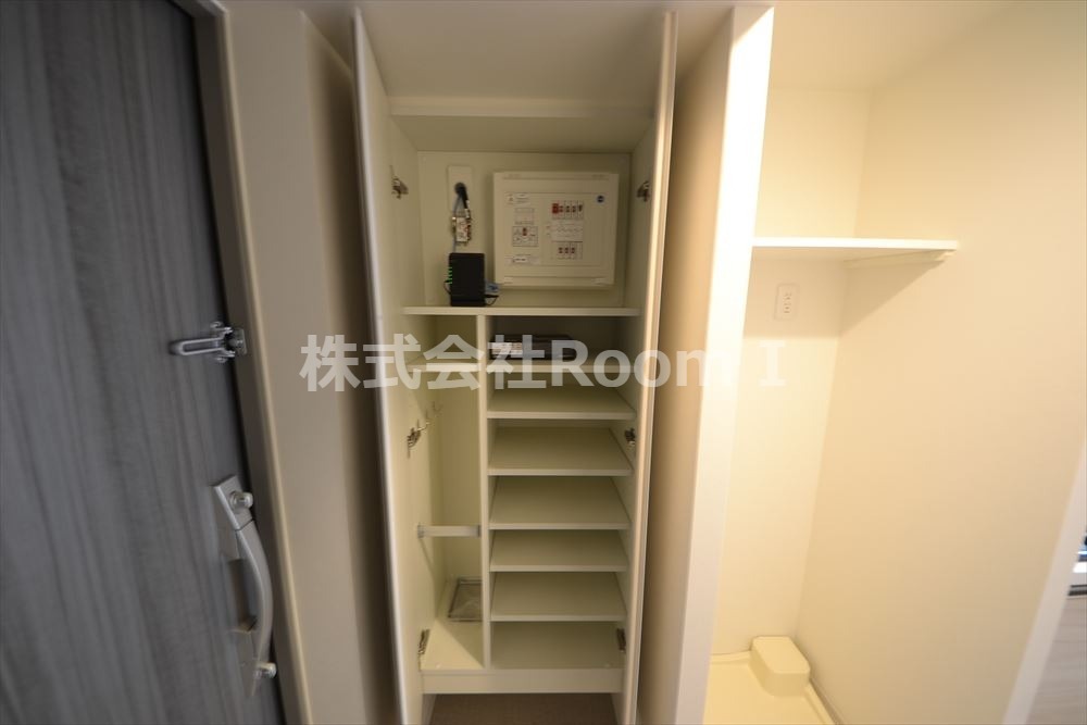 玄関　シンプルで使いやすい玄関です