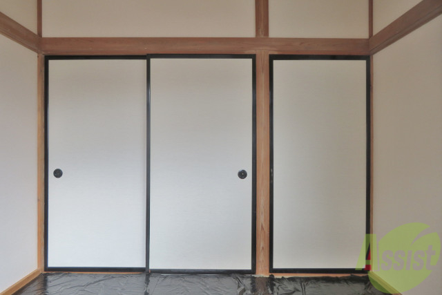 収納　収納は壁一面になっており、何でもしまえそう。