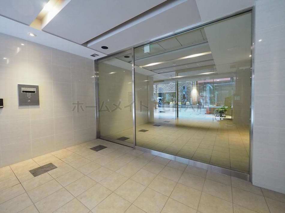 エントランス　アーバネックス心斎橋II