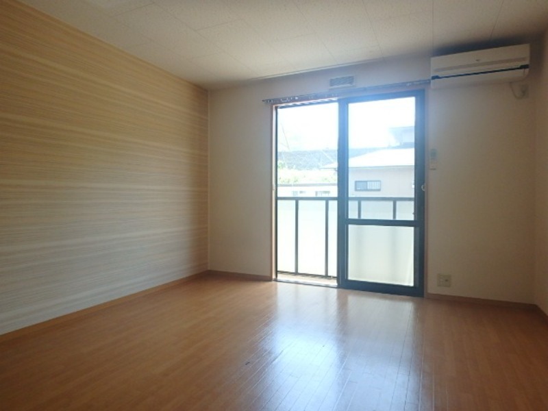 居室・リビング　図面と現状に相違がある場合には現状を優先