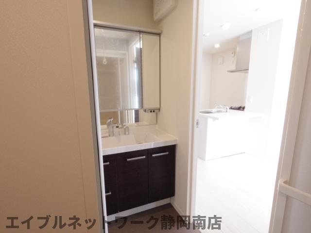 洗面設備　洗面所です