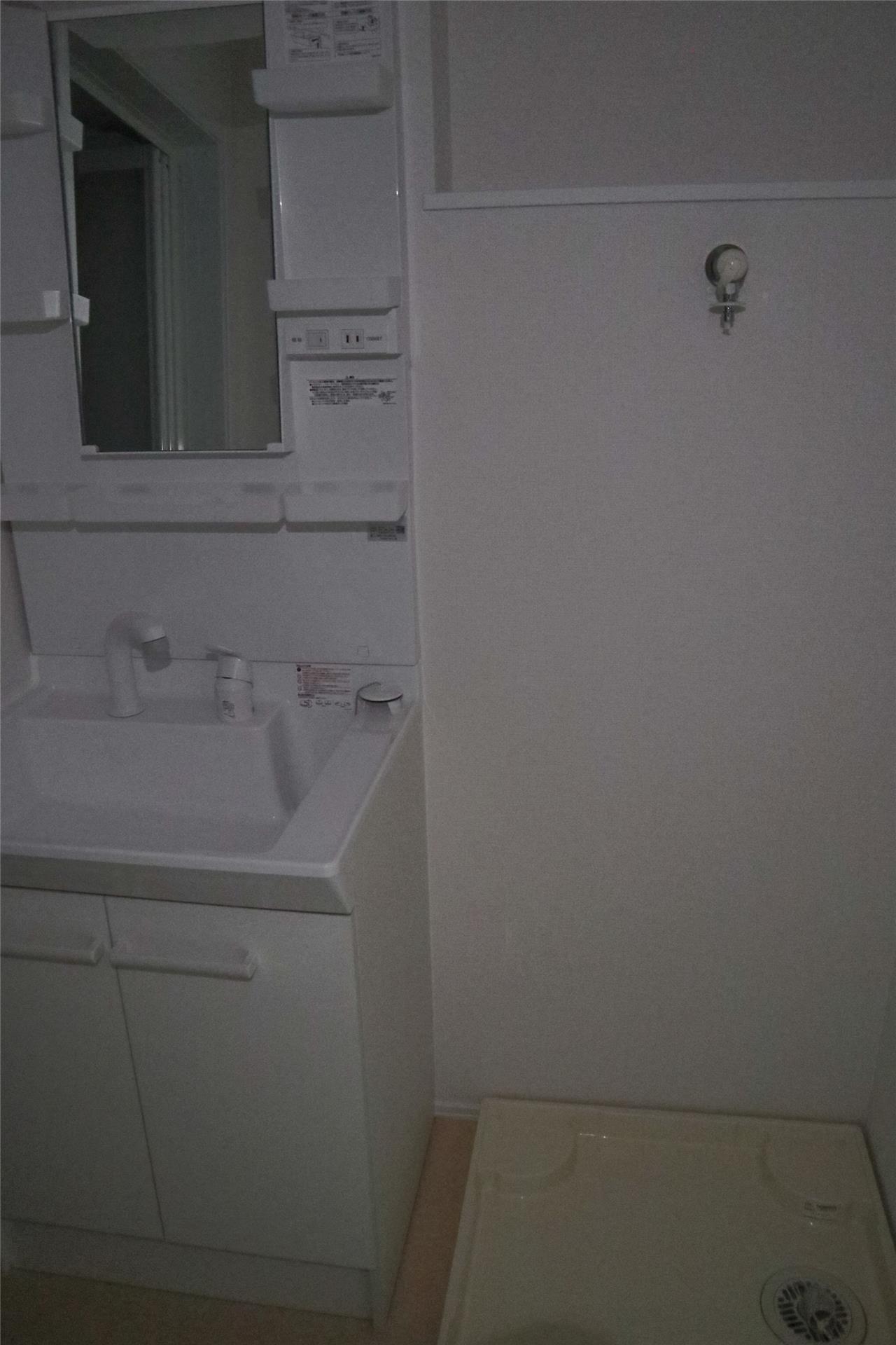 洗面設備　洗面室